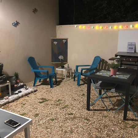Esprit Zen En Provence Studio Spa Privatif Cheval-Blanc Extérieur photo